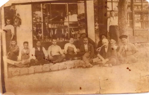 Biga’da Zanaatın Sessiz Tanıkları: Kunduracı Ustaları - Fotoğraf 1