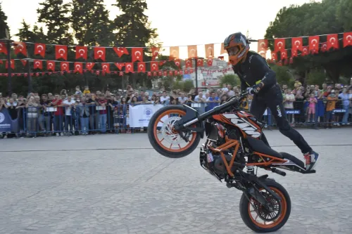 Biga Motosiklet Festivaline Damga Vuran Anlar