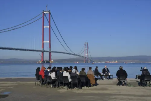 1915 Çanakkale Köprüsü'nden Yürüyerek Asya'dan Avrupa Kıtasına Geçildi - Fotoğraf 3