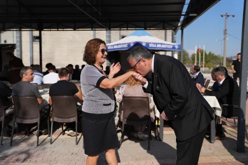 Başkan Alper Şen, Geçmiş Dönem Meclis Üyeleriyle Kahvaltıda Buluştu. - Fotoğraf 2