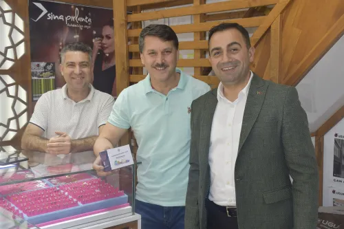 Başkan Erdoğan, Esnaf ve Vatandaşların Kadir Gecesini Kutladı - Fotoğraf 4