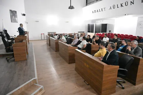 Belediye Başkanımız Alper Şen, Kalıcı Kamyon Garajı Hakkında Net Konuştu - Fotoğraf 2