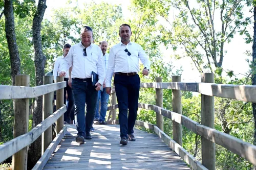 Biga Belediye Meclis Toplantısı Nilüfer Gölü’nde Yapıldı - Fotoğraf 3