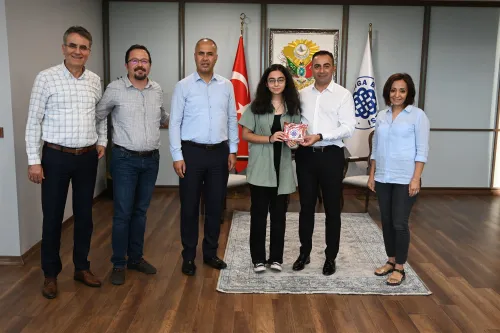 Biga Belediyesi LGS’de Başarılı Olan Öğrencileri Ödüllendirdi - Fotoğraf 6