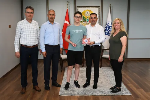 Biga Belediyesi LGS’de Başarılı Olan Öğrencileri Ödüllendirdi - Fotoğraf 7