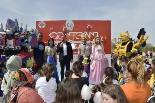 Biga Belediyesi’nden Muhteşem 23 Nisan Kutlaması - Fotoğraf 4
