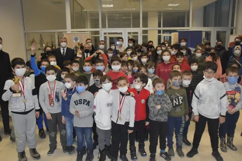 Biga’da Satranç Turnuvası Heyecanı - Fotoğraf 2