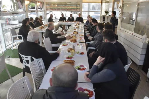 Esnaf Anlatıyor, Başkan Erdoğan Dinliyor - Fotoğraf 1