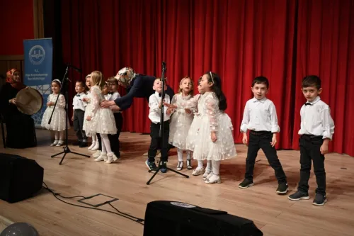Kur'an Kursunun Minik Öğrencilerinin Yıl Sonu Etkinliği - Fotoğraf 8
