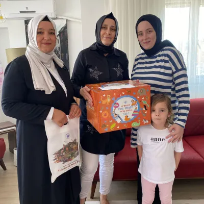 Yeni Doğan Bebeklere Ziyaretler Devam Ediyor - Fotoğraf 1